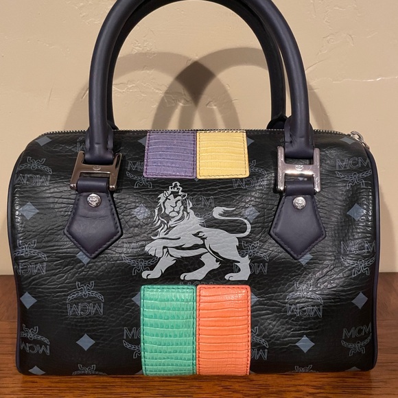 🔥 MCM Authentic Limited Edition Handbag - Picture 6 of 8